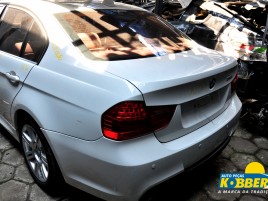 BMW 318 BMW 318  2012