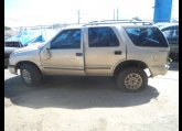 GM - Chevrolet Blazer DLX 2.8 4X4 2000