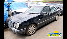 Mercedes-Benz E-320 Mercedes E320