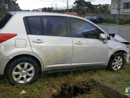 Nissan TIIDA  2008