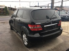 Mercedes-Benz B200 