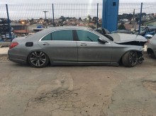 Mercedes-Benz S-500 