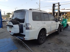 Mitsubishi Pajero  2013