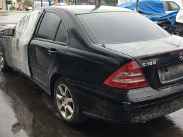 Mercedes-Benz C-180  2006