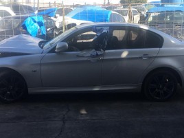 BMW 318 Bmw 318 2012  2011