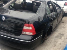 Volkswagen- Bora Volkswagen Bora 2006 2005