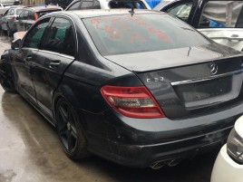 Mercedes Benz   C63 Mercedes Benz  C63 2009