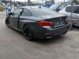 BMW M4 bmw m4 2015